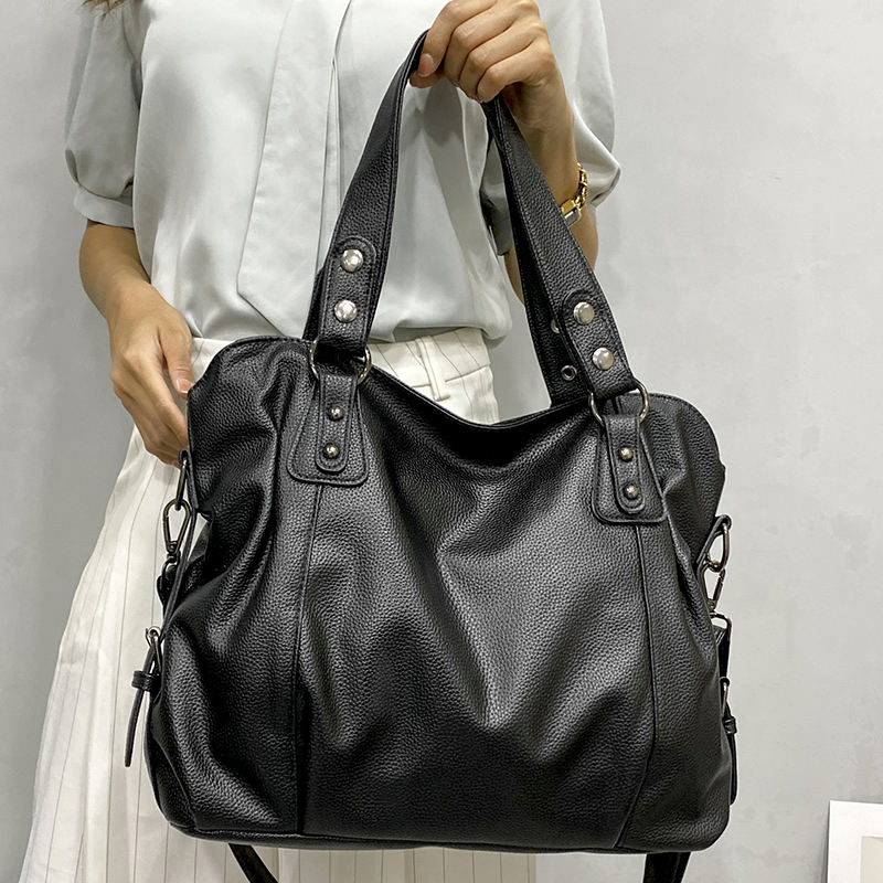 Black side-gusset soft shoulder bag · BG-MS-2111607775