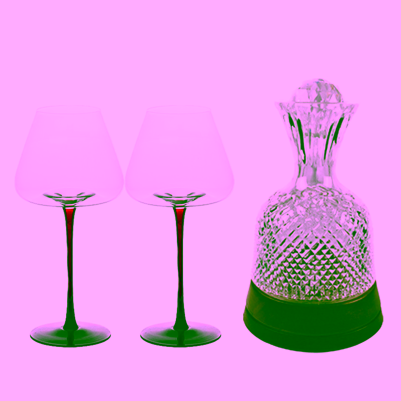 Glass decanter with rotating wooden base · HJ-018