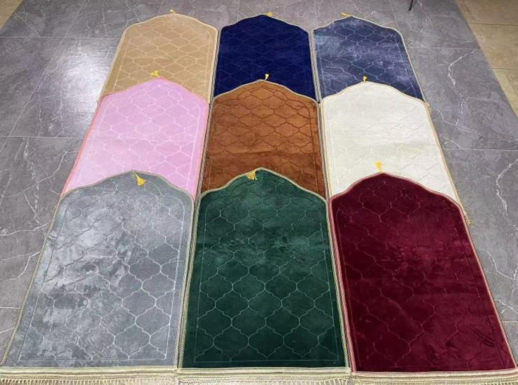 Arched embossed diamond prayer mat · GY-055