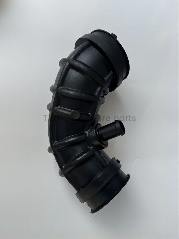 Ribbed elbow duct with twin side connections 96628983 · QP-056