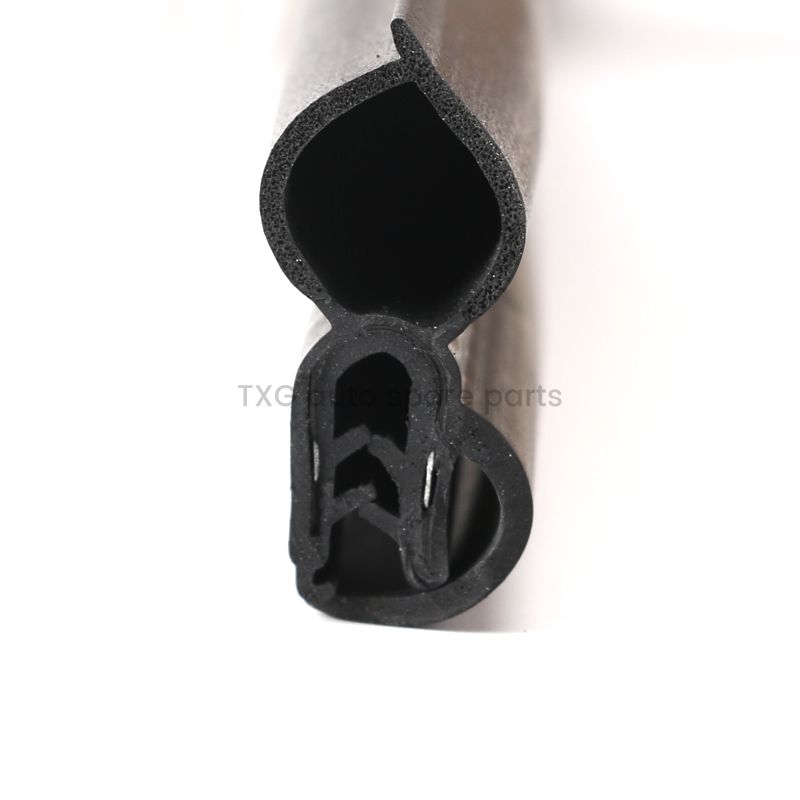 Pinch-grip seal with pointed hollow bulb · QP-035