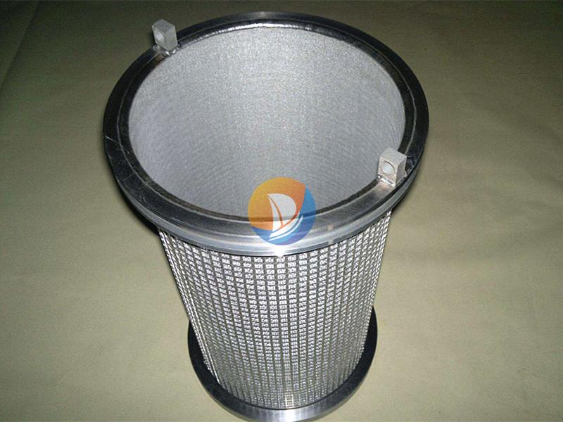 Flanged tapered sintered-mesh cartridge · AP-034