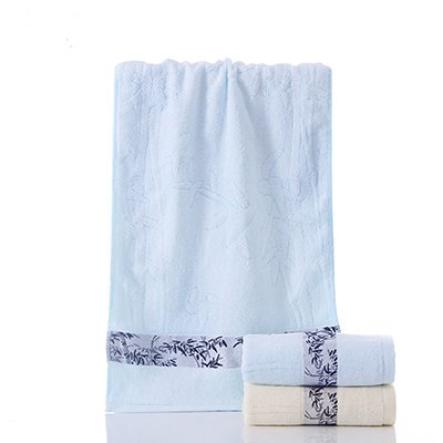 Bamboo-fiber towel with wide floral woven band · GY-035
