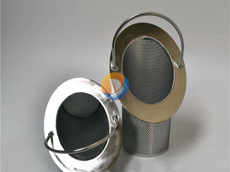 Basket strainer with handle and angled rim · AP-072