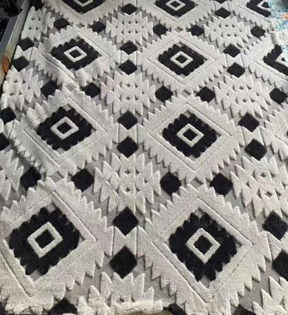 High-low pile rug with diamond relief · GY-056