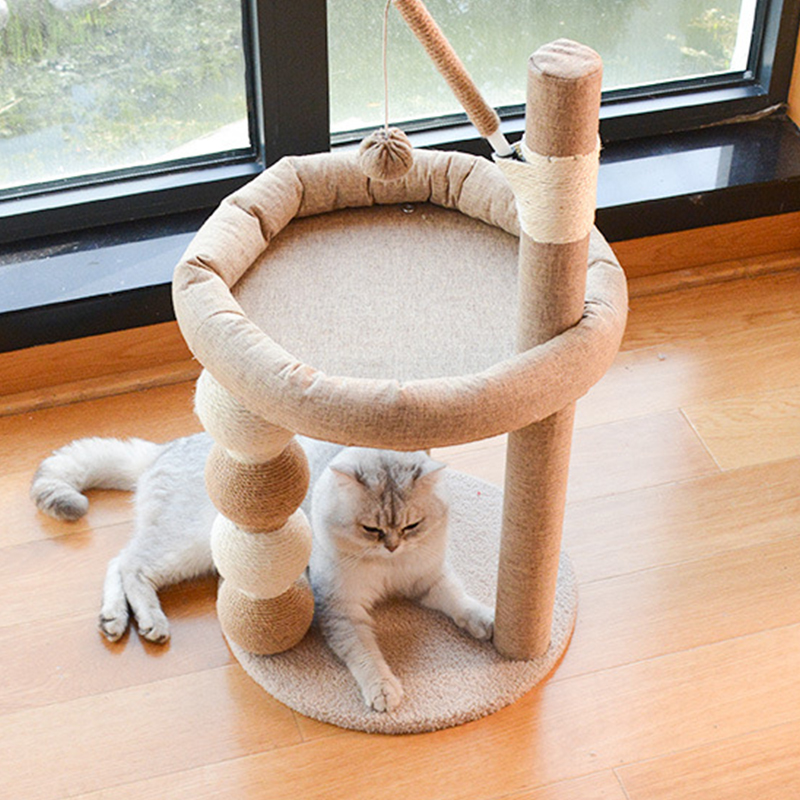 Three-post round cat bed with extended scratching post · NH-083