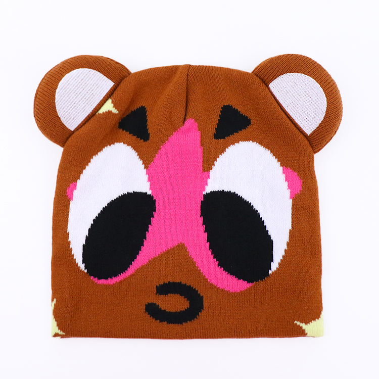 Knitted motif hat with raised round ears · FS-096