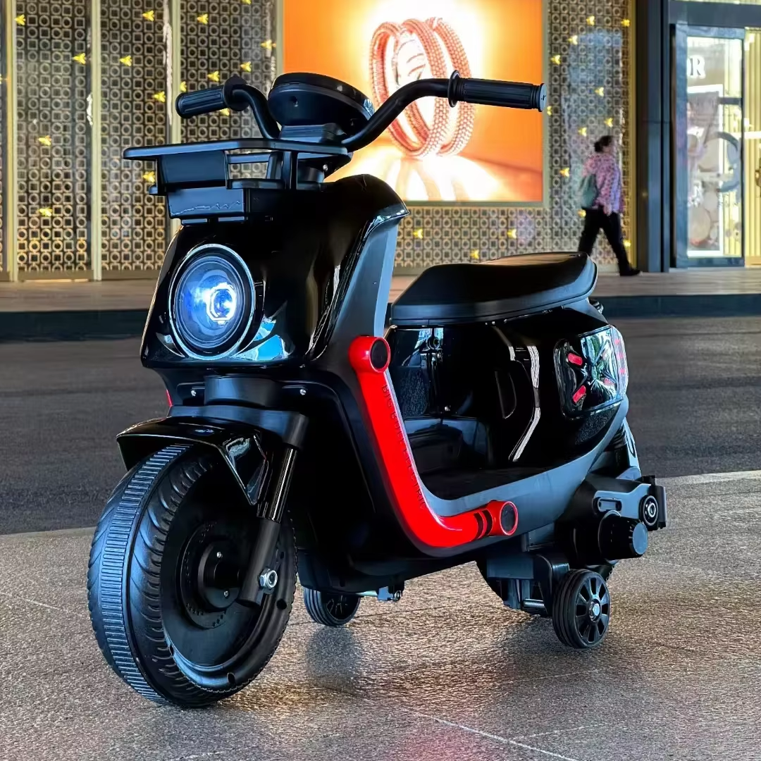 Low-step electric toy moped with front basket and round lamp · PX-092