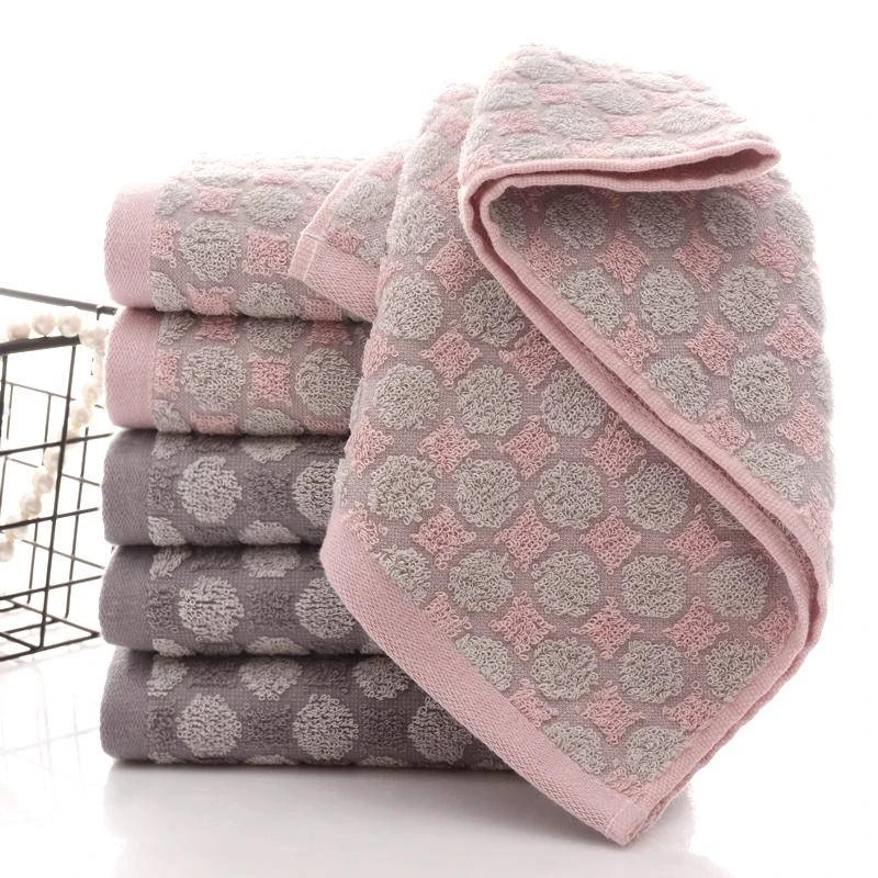 Cotton face towel with dotted relief texture · GY-023