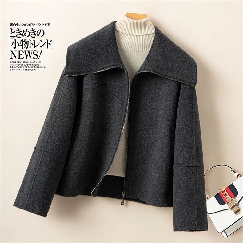 Short zip-front coat with broad folded collar · QH-026