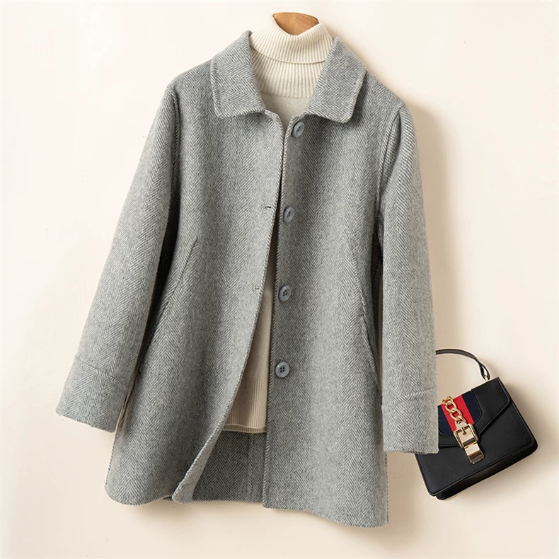 Short herringbone coat with shirt collar · QH-057