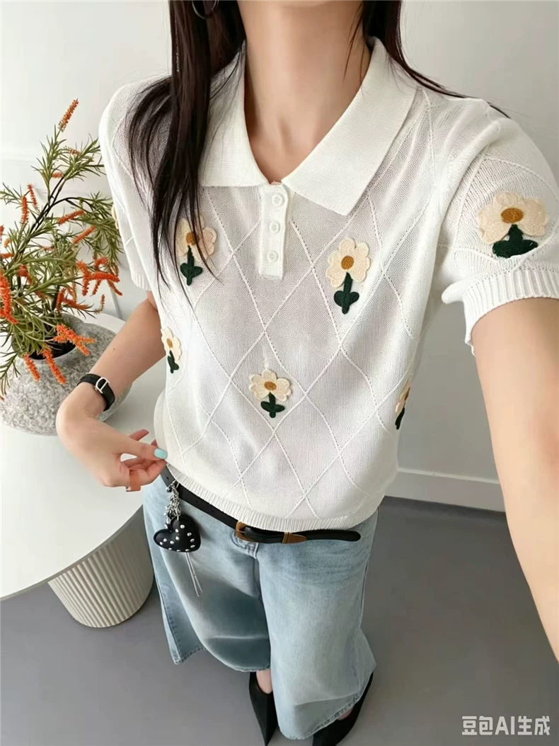 Collared short-sleeve knit top with openwork · QH-095