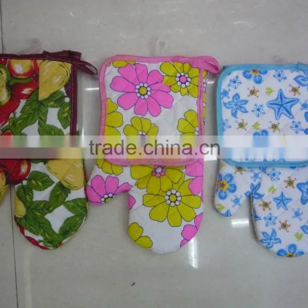 Quilted padded kitchen oven mitt · GY-080