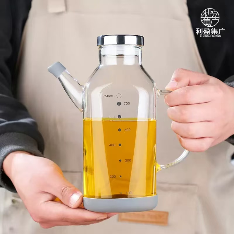Shouldered glass oil dispenser · HJ-048