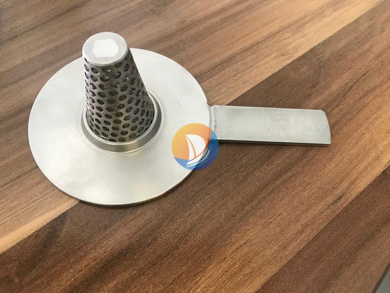 Temporary basket strainer with extraction tab · AP-057