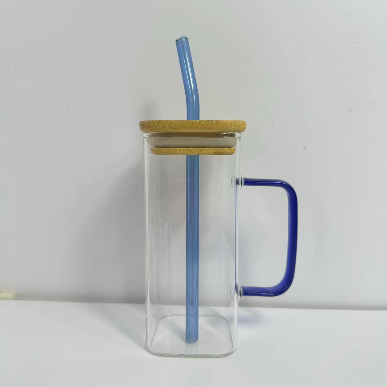 Tall glass mug with straw lid · HJ-074