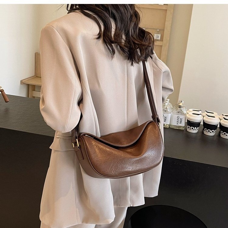 Curved-top crescent shoulder bag · BG-030
