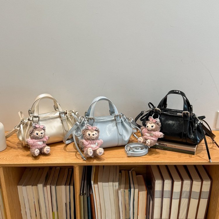 Wide-base gathered handbag with twin handles · BG-042