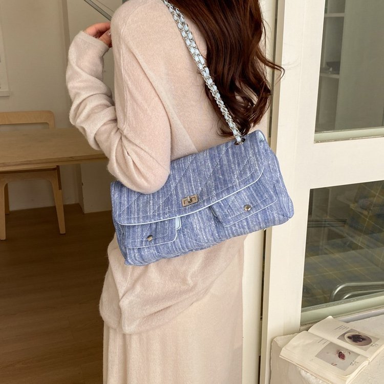 Fabric-covered straight-flap chain shoulder bag · BG-035