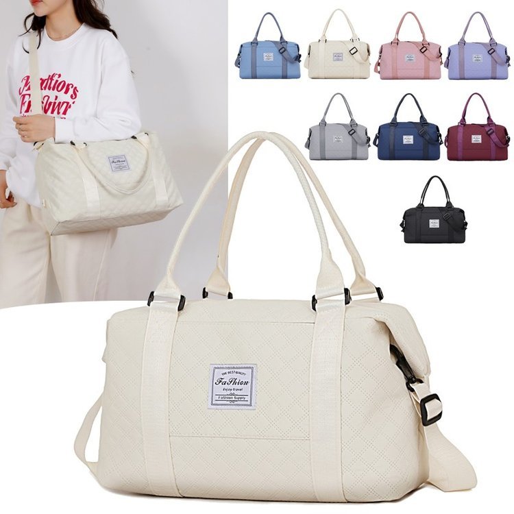 Arched weekender with inset handle tabs · BG-093