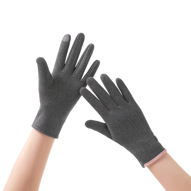 Black touchscreen cycling gloves · HB29-ARI-10