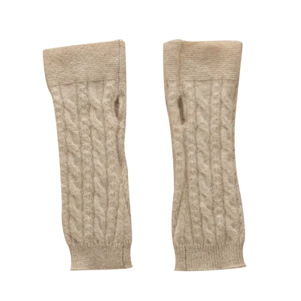 Cable-knit fingerless cashmere wrist warmers · QH-012